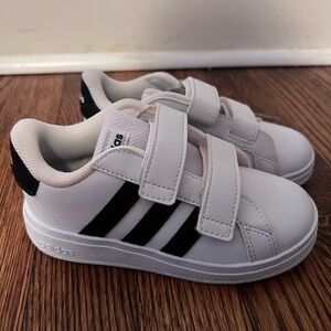 Adidas Kids White and Black Strap Sneakers